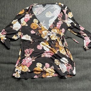 Torrid Size 2 (18/20) Top